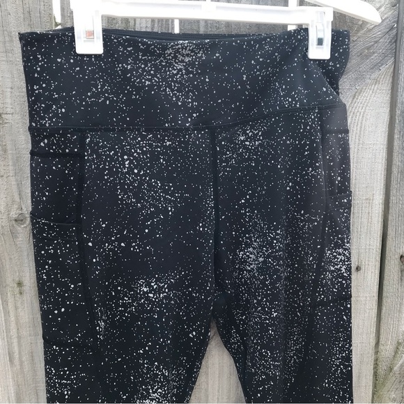 Zyia Galaxy Reflections Leggings - Picture 7 of 9